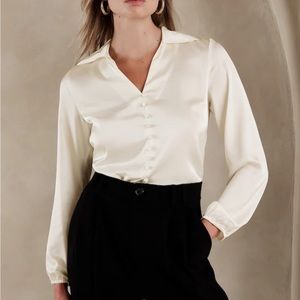 NWT Banana Republic Satin Covered Button Blouse